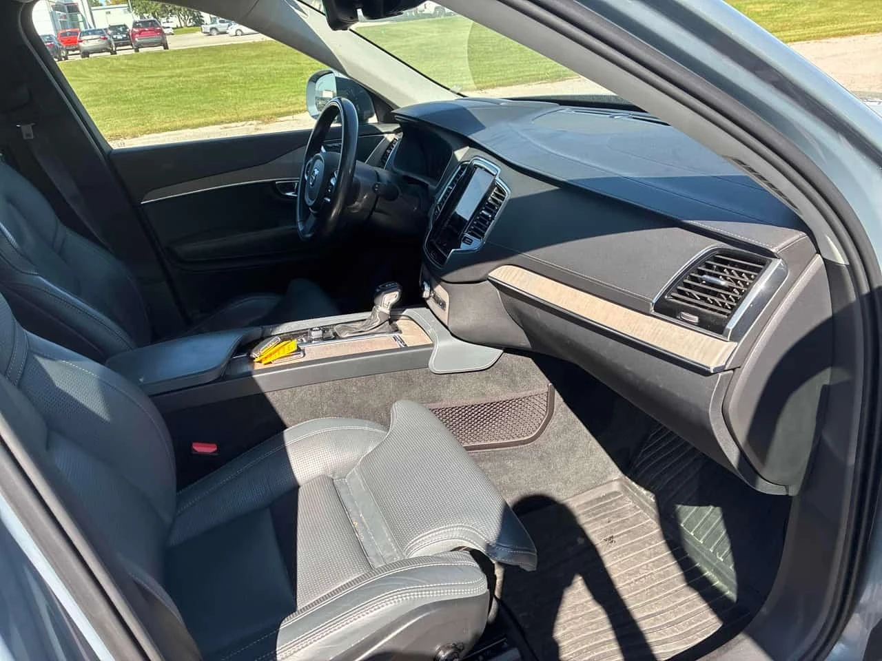 Volvo Xc90 * Inscription * CARFAX * ����� �� ����������� | Mobile.bg � ����������� 17