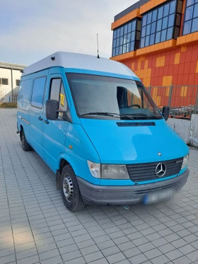 Mercedes-Benz Sprinter 208 