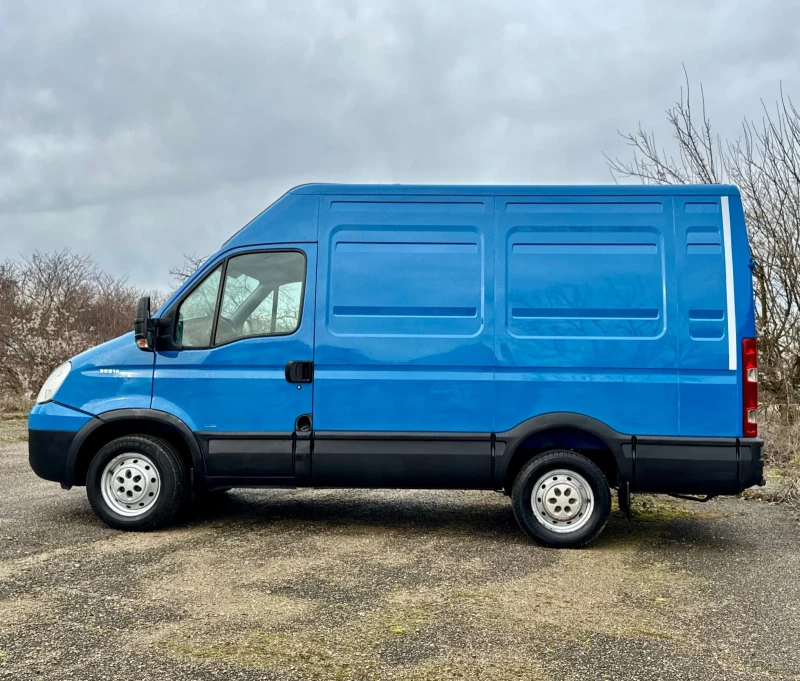 Iveco Daily Климатик* Седалка на Килограми* Сервизна История, снимка 3 - Бусове и автобуси - 53579578