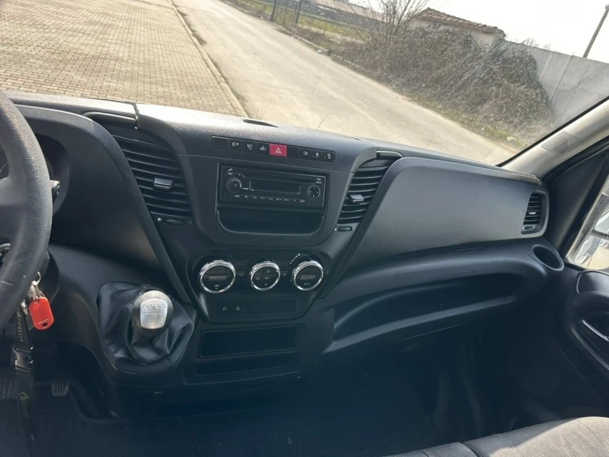 Iveco Daily 2.3/130k.c., снимка 10 - Бусове и автобуси - 53706502