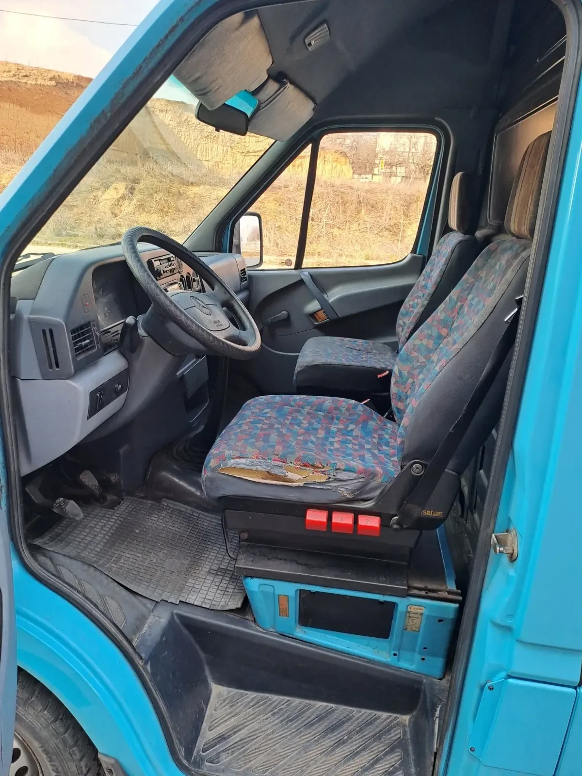 Mercedes-Benz Sprinter 208, снимка 11 - Бусове и автобуси - 53914207