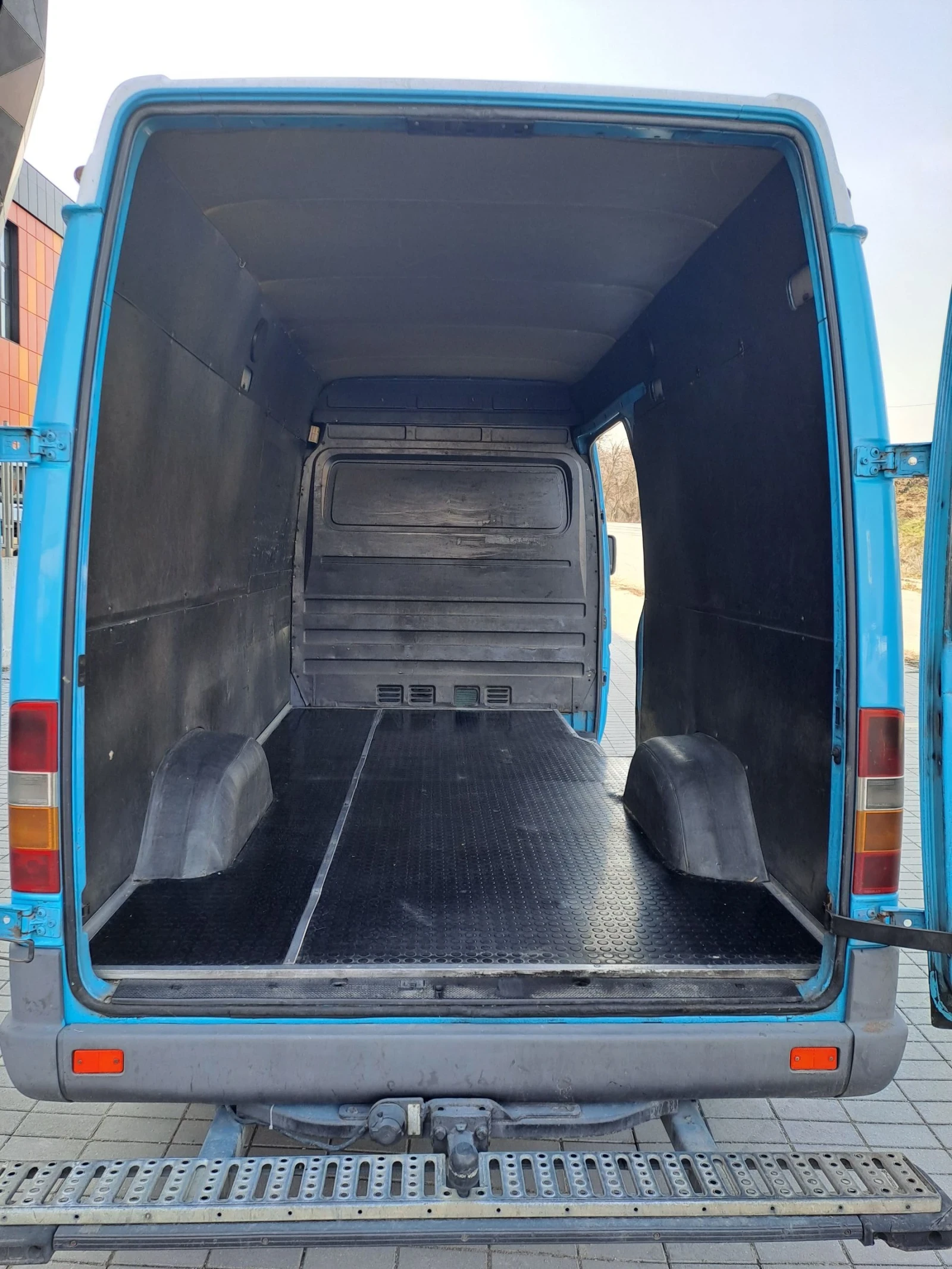 Mercedes-Benz Sprinter 208, снимка 12 - Бусове и автобуси - 53914207