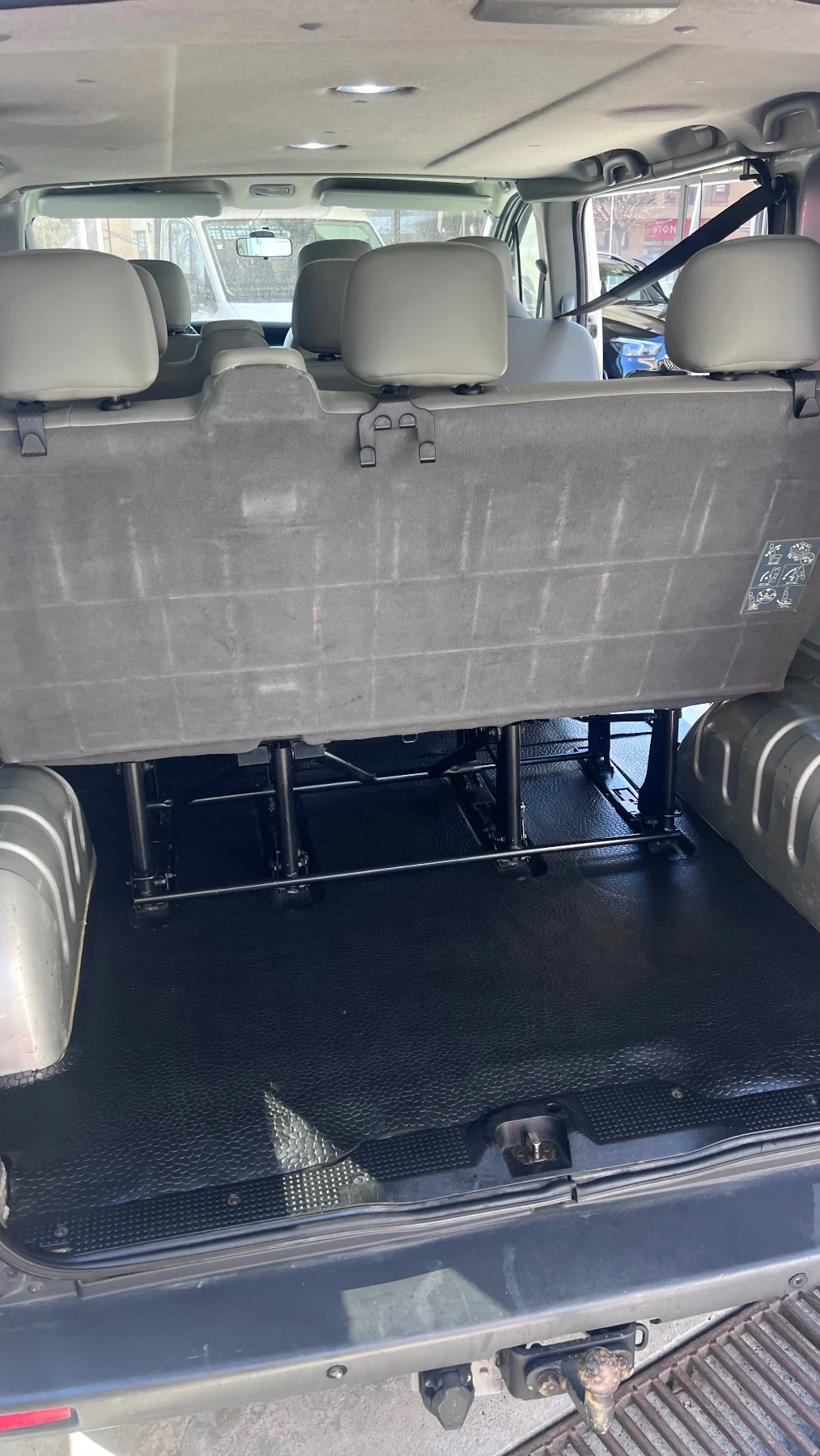 Opel Vivaro, снимка 2 - Бусове и автобуси - 55948017