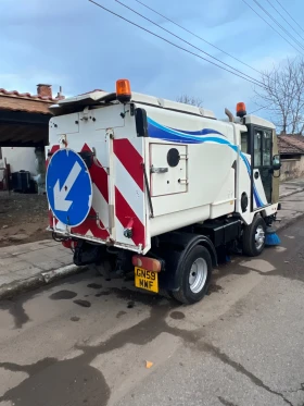    Ford Scarab  | Mobile.bg    5