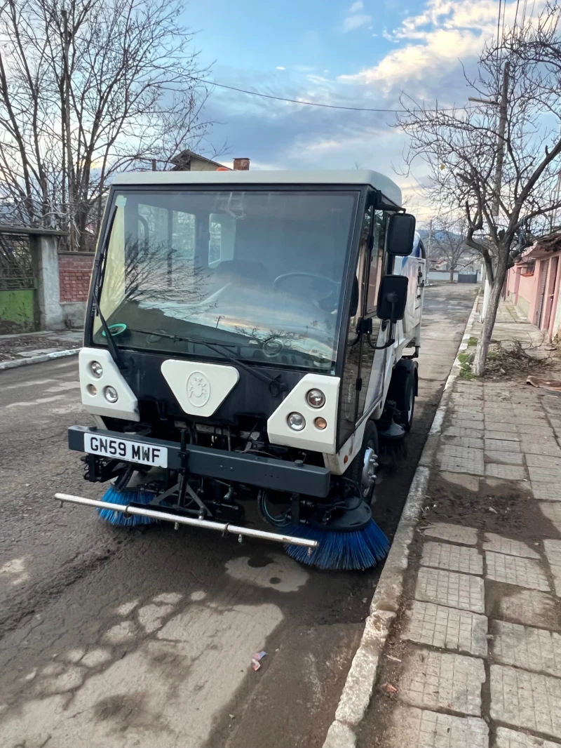 Други специализирани машини Ford Scarab 