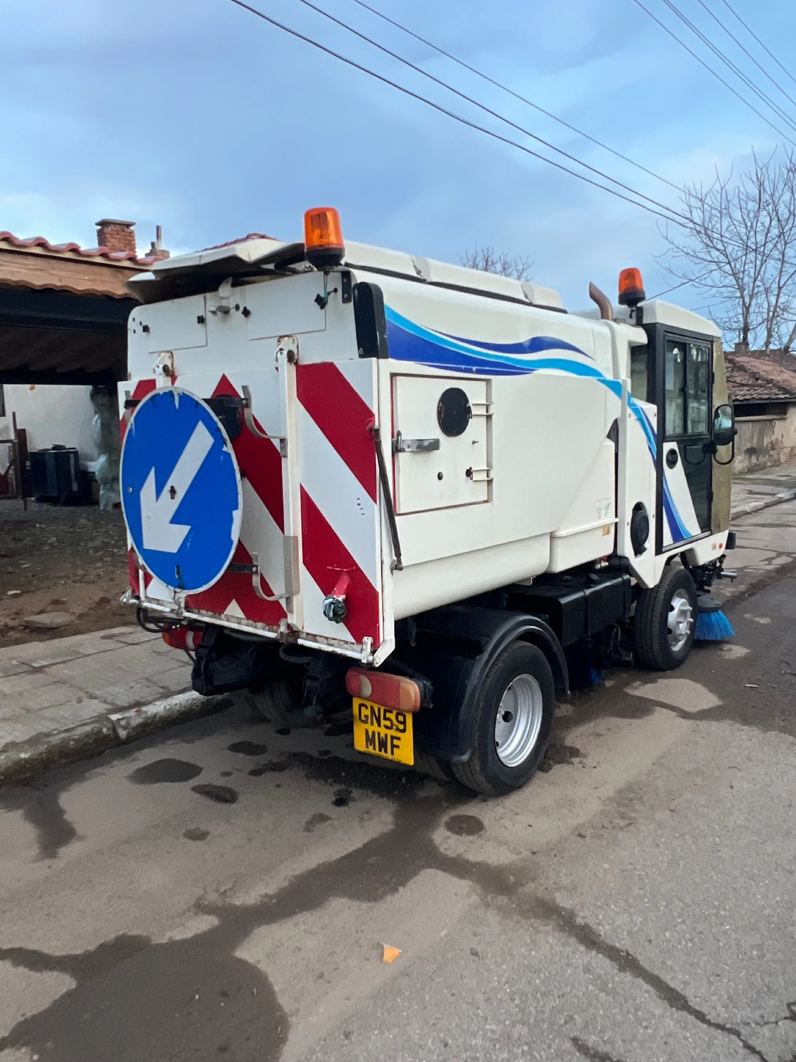 Други специализирани машини Ford Scarab  - изображение 5