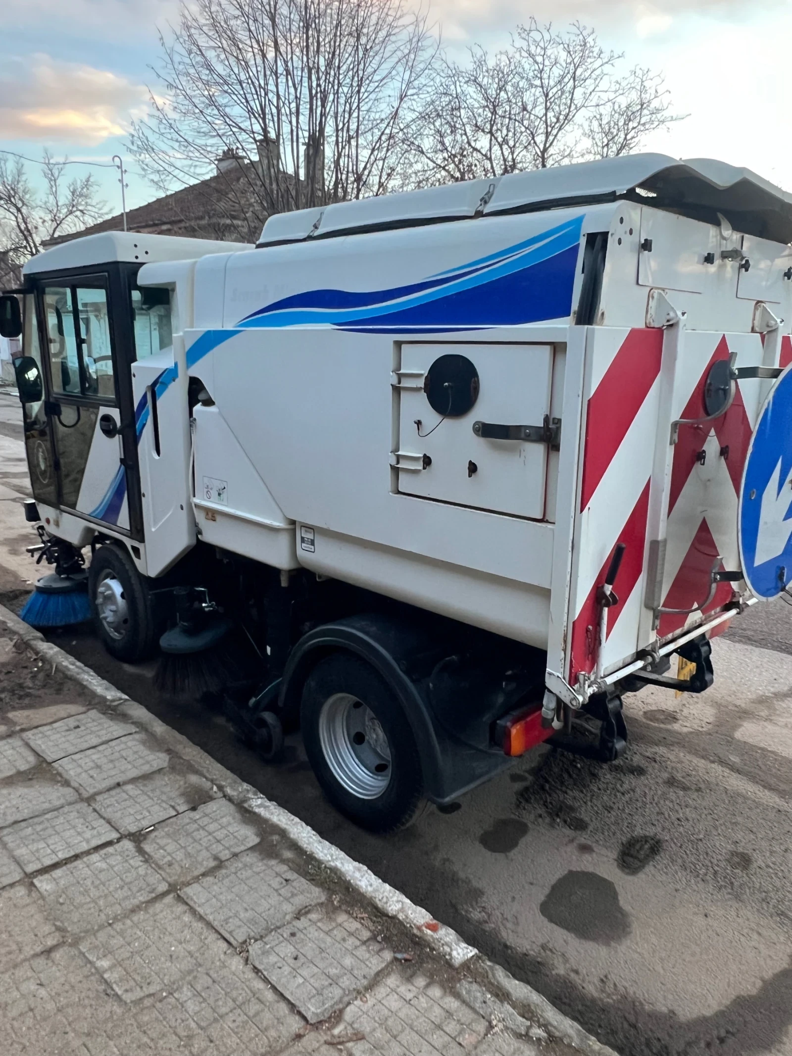 Други специализирани машини Ford Scarab  - изображение 3