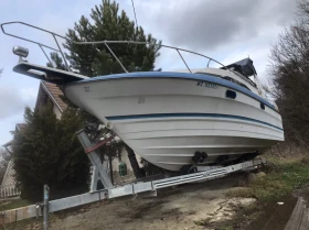 Моторна яхта Bayliner Siera, снимка 4 - Воден транспорт - 48485493