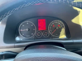 Обява за продажба на VW Touran 2.0 TDI ~6 490 лв. - изображение 9 | Auto.bg Обява за продажба на VW Touran 2.0 TDI ~6 490 лв. - изображение 9