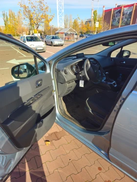 Peugeot 5008 | Mobile.bg    11