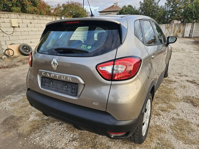 Renault Captur 1.5 DCI, снимка 5 - Автомобили и джипове - 47699146