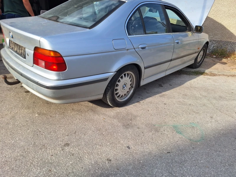 BMW 523 М52б25, снимка 10 - Автомобили и джипове - 47611608