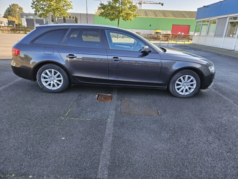 Audi A4 Avant, снимка 6 - Автомобили и джипове - 47725998