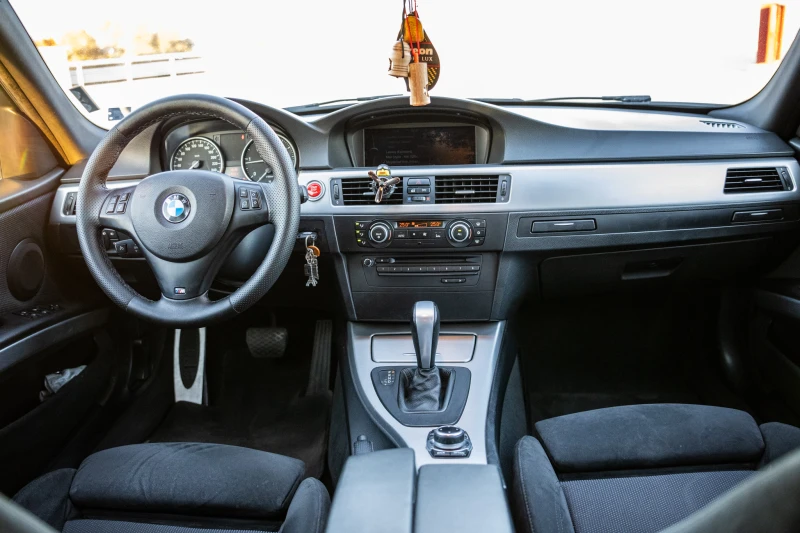 BMW 320 320, снимка 16 - Автомобили и джипове - 47885181