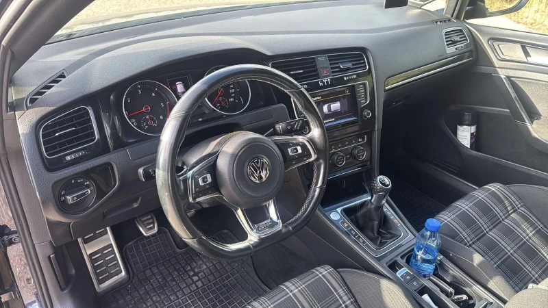 VW Golf Gtd, снимка 11 - Автомобили и джипове - 52505160