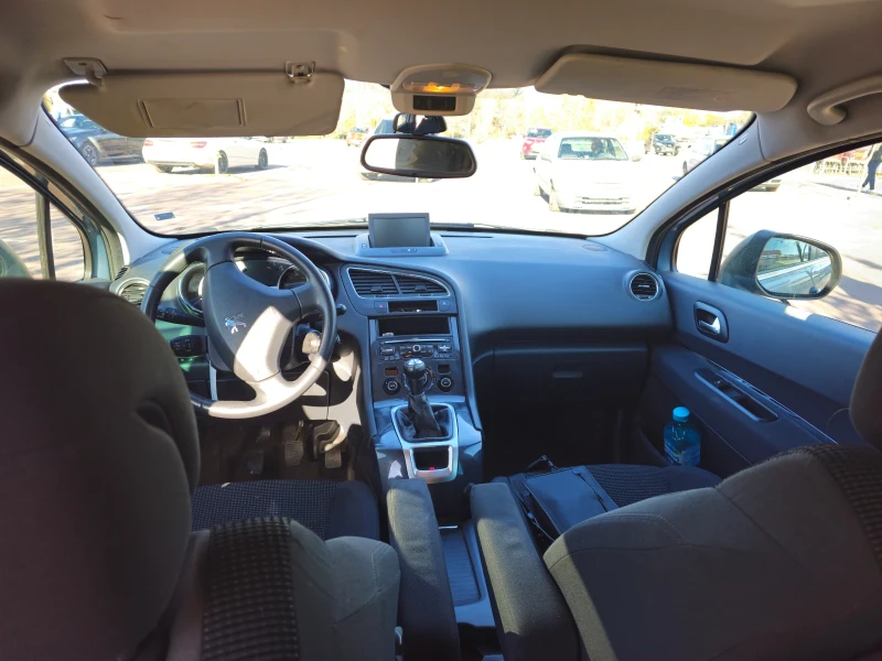 Peugeot 5008, снимка 9 - Автомобили и джипове - 52402060