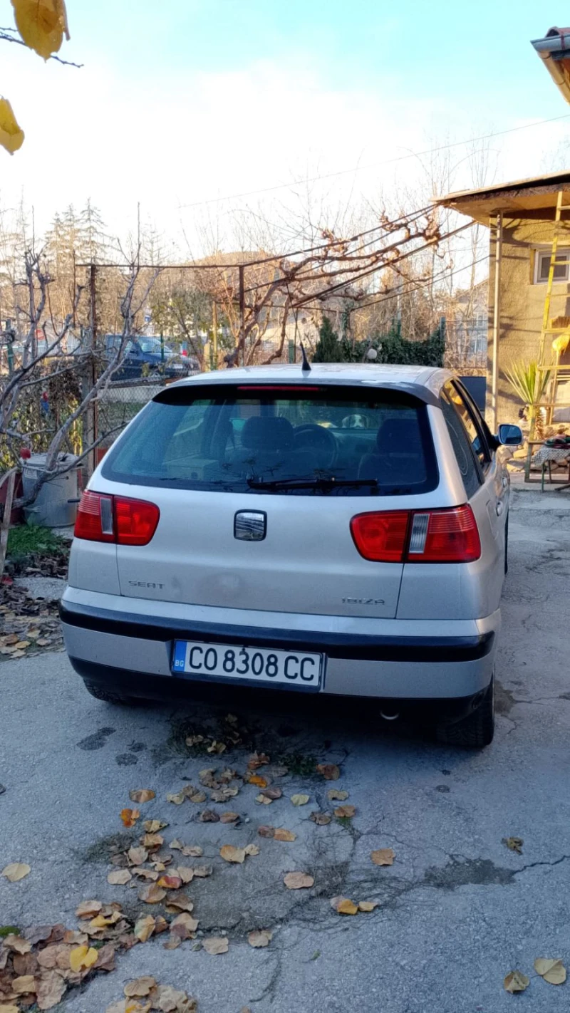 Seat Ibiza 1.4, снимка 3 - Автомобили и джипове - 52416662