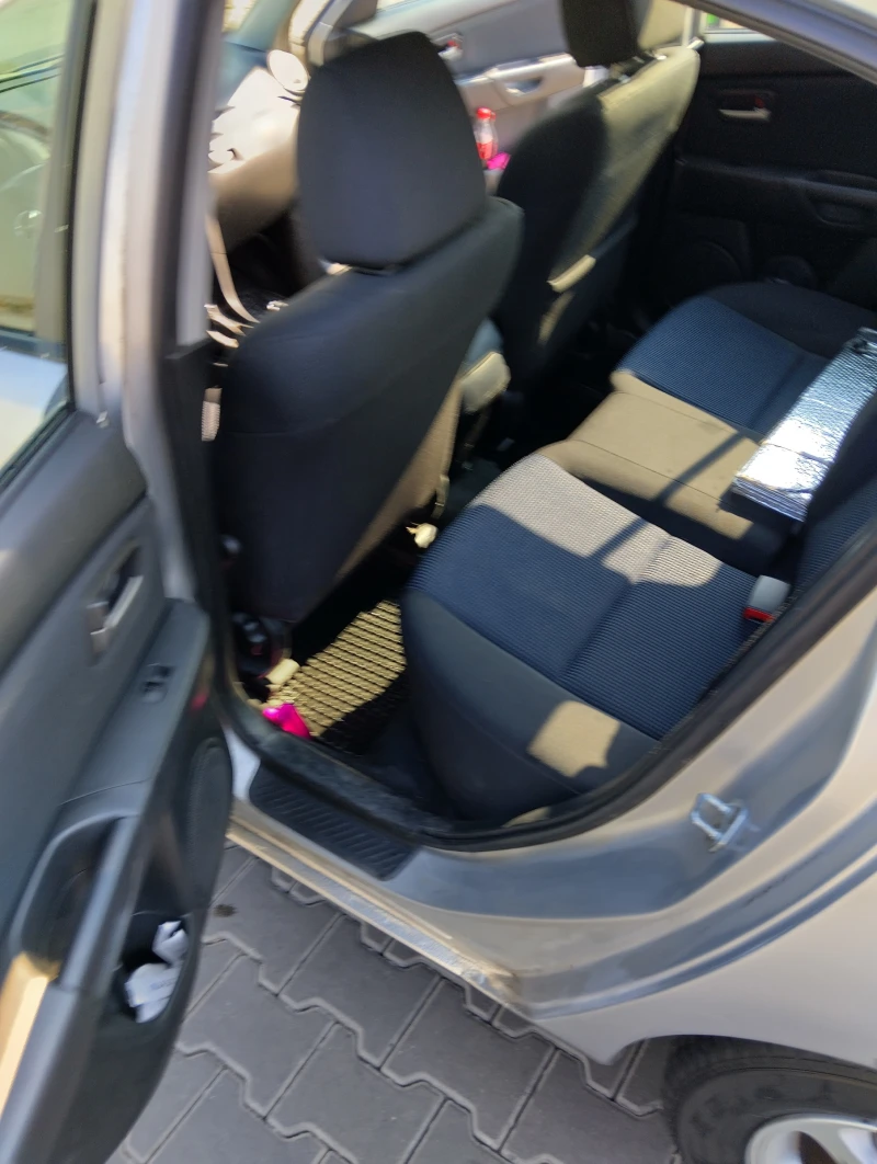 Mazda 3, снимка 8 - Автомобили и джипове - 52704285