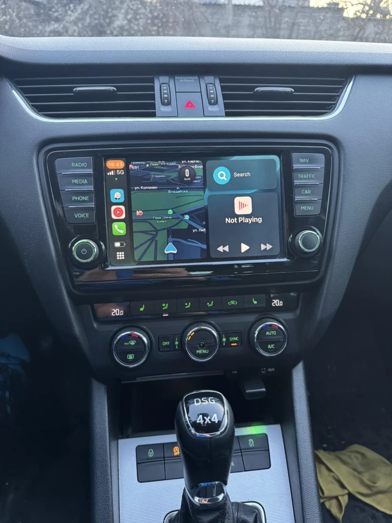 Skoda Octavia Комби, снимка 10 - Автомобили и джипове - 52729828