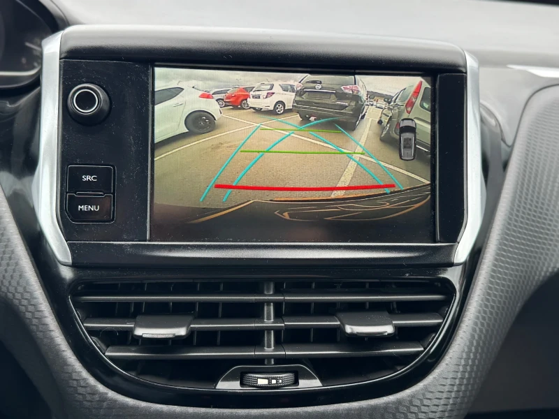 Peugeot 2008 1.6 HDi / Camera / Navi / Allure, снимка 9 - Автомобили и джипове - 53393153