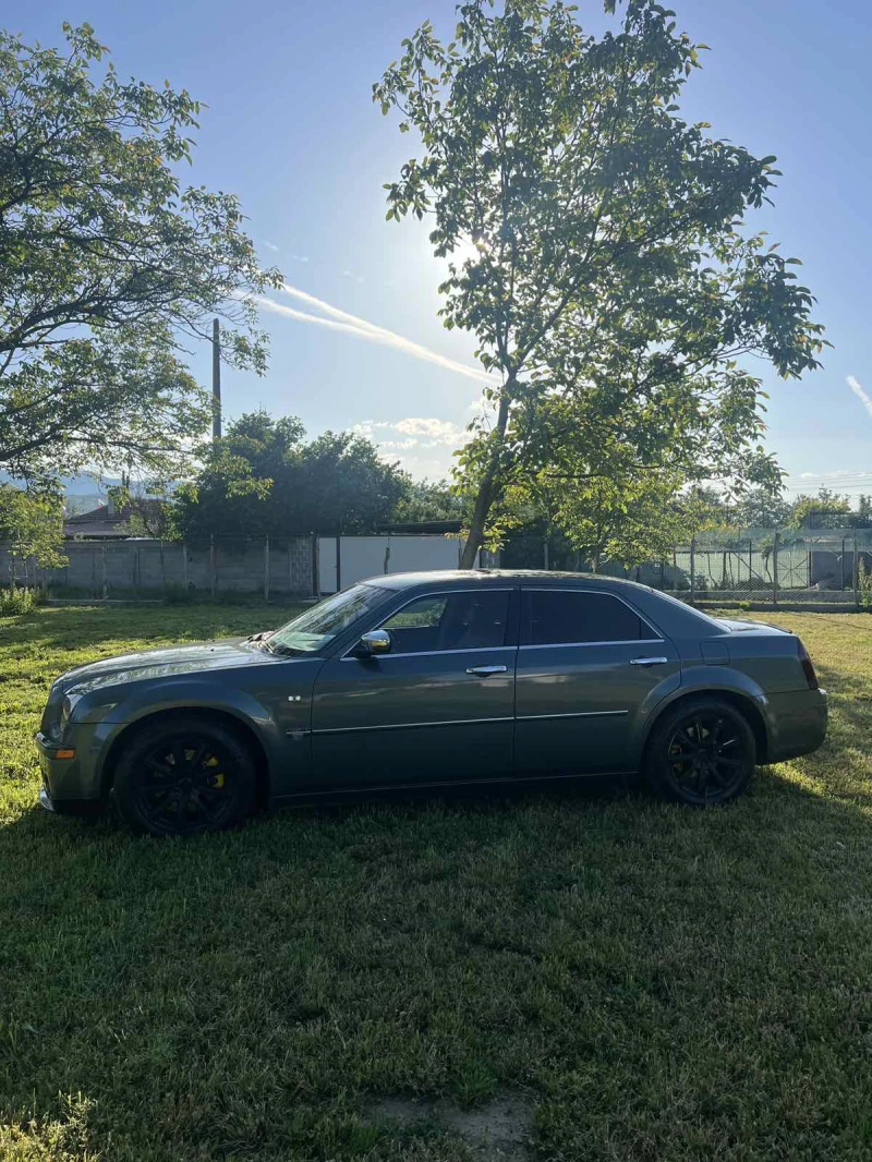 Chrysler 300c, снимка 3 - Автомобили и джипове - 53480942