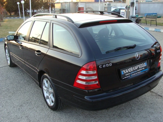 Mercedes-Benz C 200 2, 2цди, снимка 6 - Автомобили и джипове - 49112575