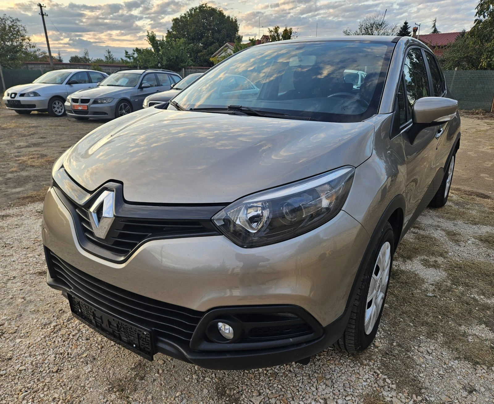 Renault Captur 1.5 DCI - изображение 3