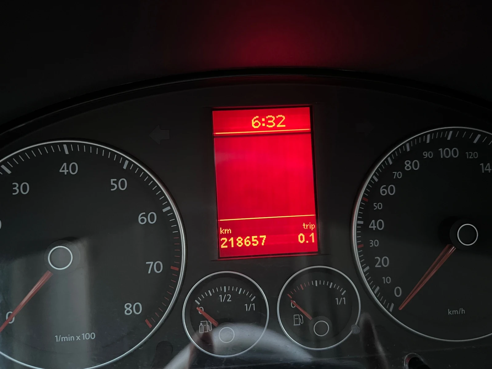 VW Touran 1.4 ����� 7 ������ | Mobile.bg � ����������� 14