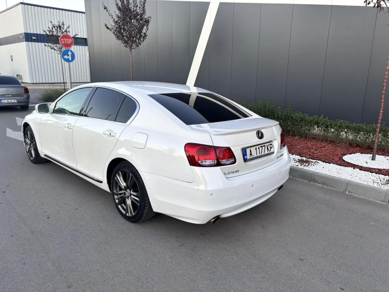 Lexus GS 450h Перфектно състояние!!! Всички екстри за модела!!! - изображение 2