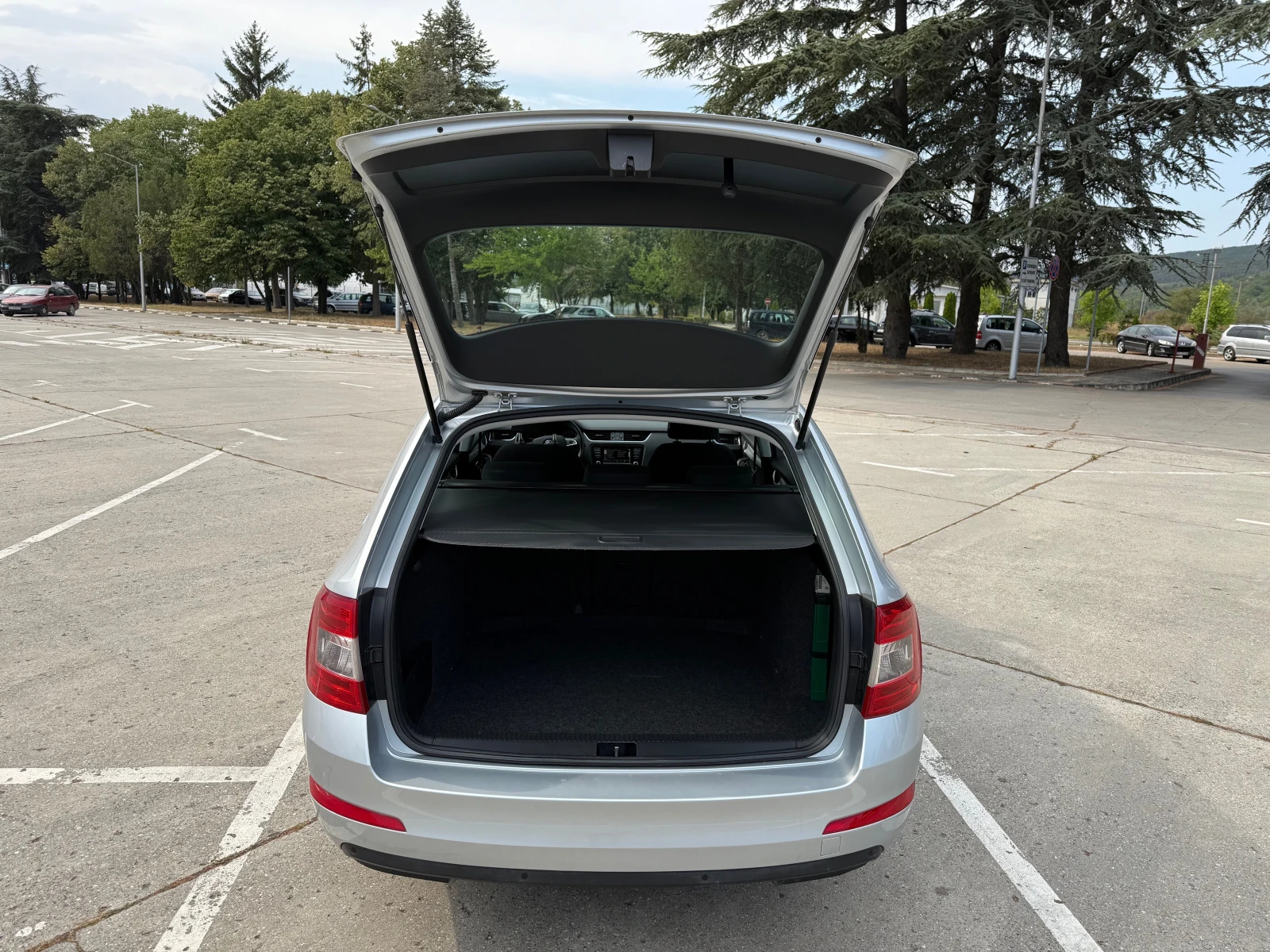 Skoda Octavia 2.0///150p.s///LED-Xenon/// - изображение 6