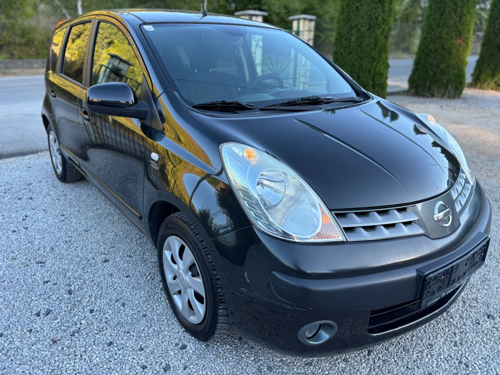 Nissan Note 1.4 БЕНЗИН - изображение 4