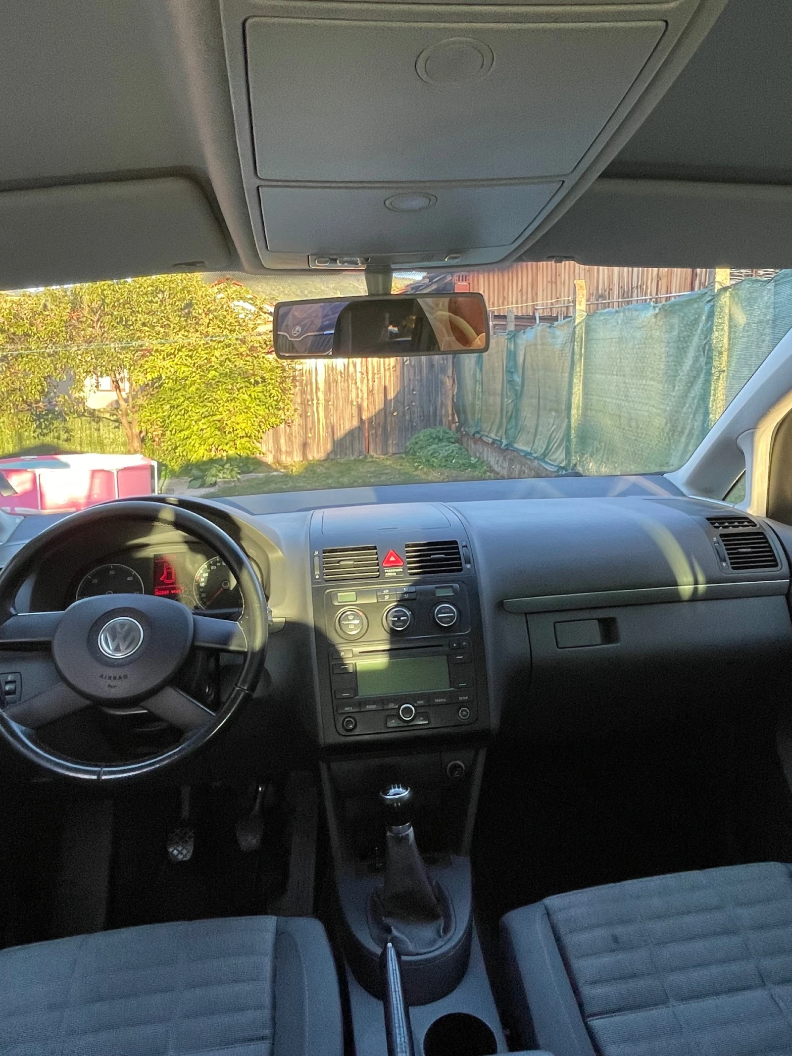 VW Touran 2.0 TDI - изображение 6