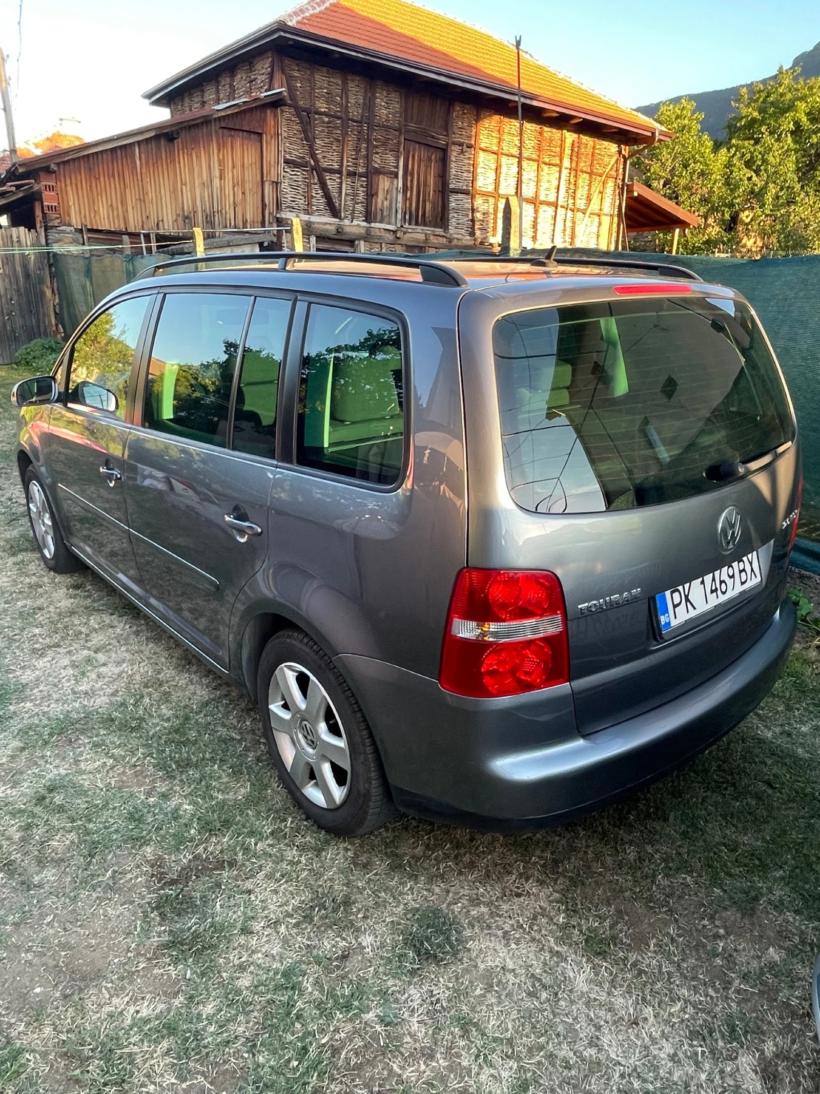 VW Touran 2.0 TDI - изображение 2