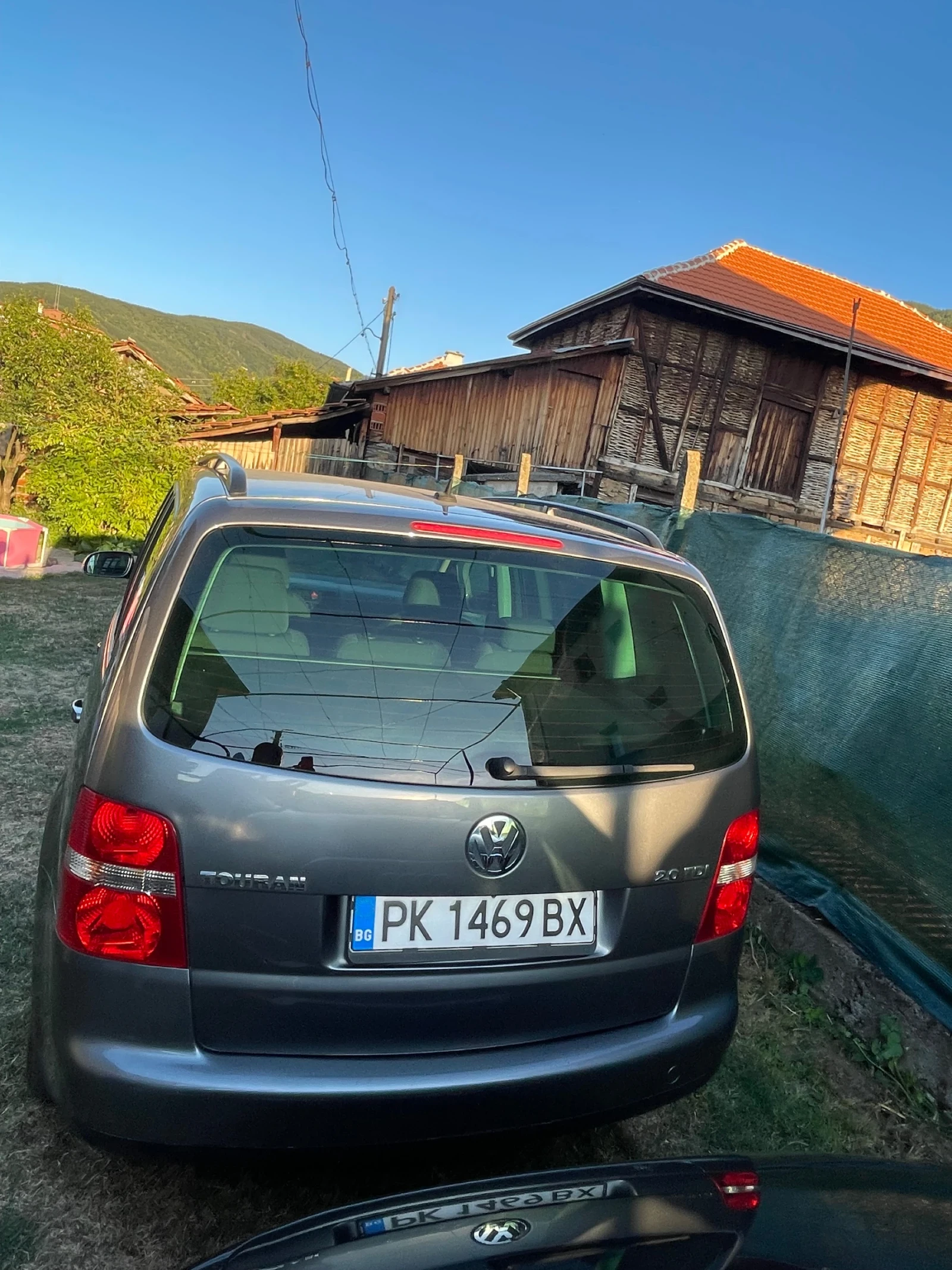 VW Touran 2.0 TDI - изображение 3