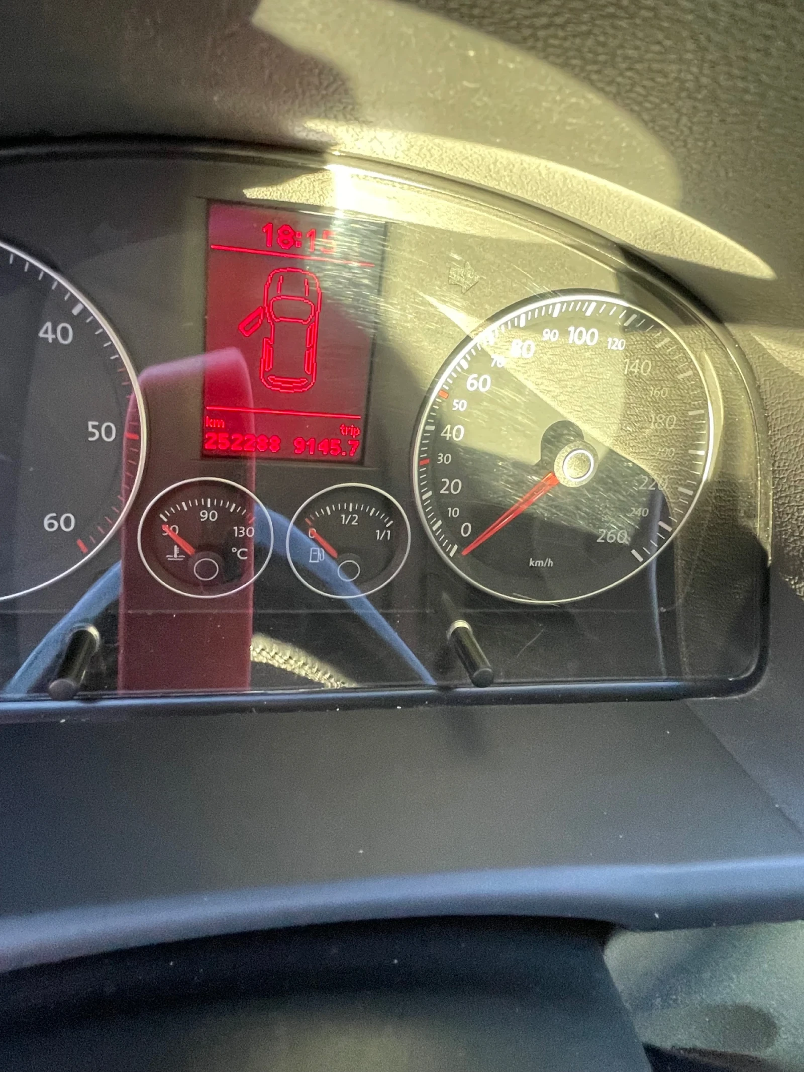 VW Touran 2.0 TDI - изображение 7