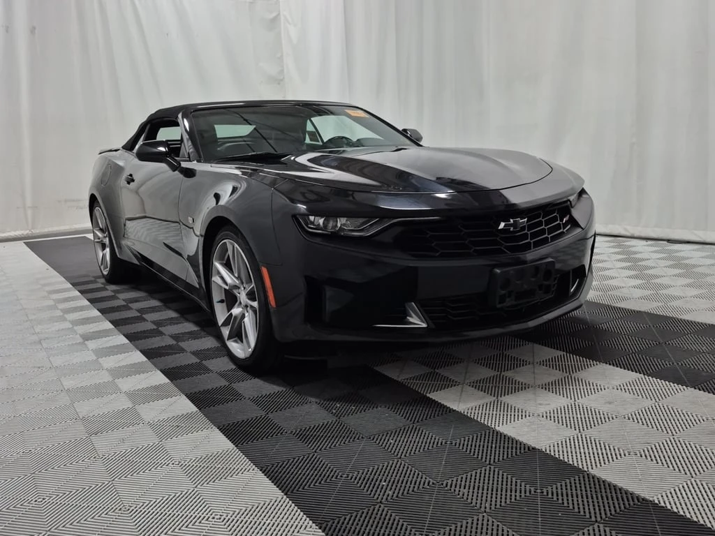 Chevrolet Camaro * 2LT * CARFAX *  - изображение 2