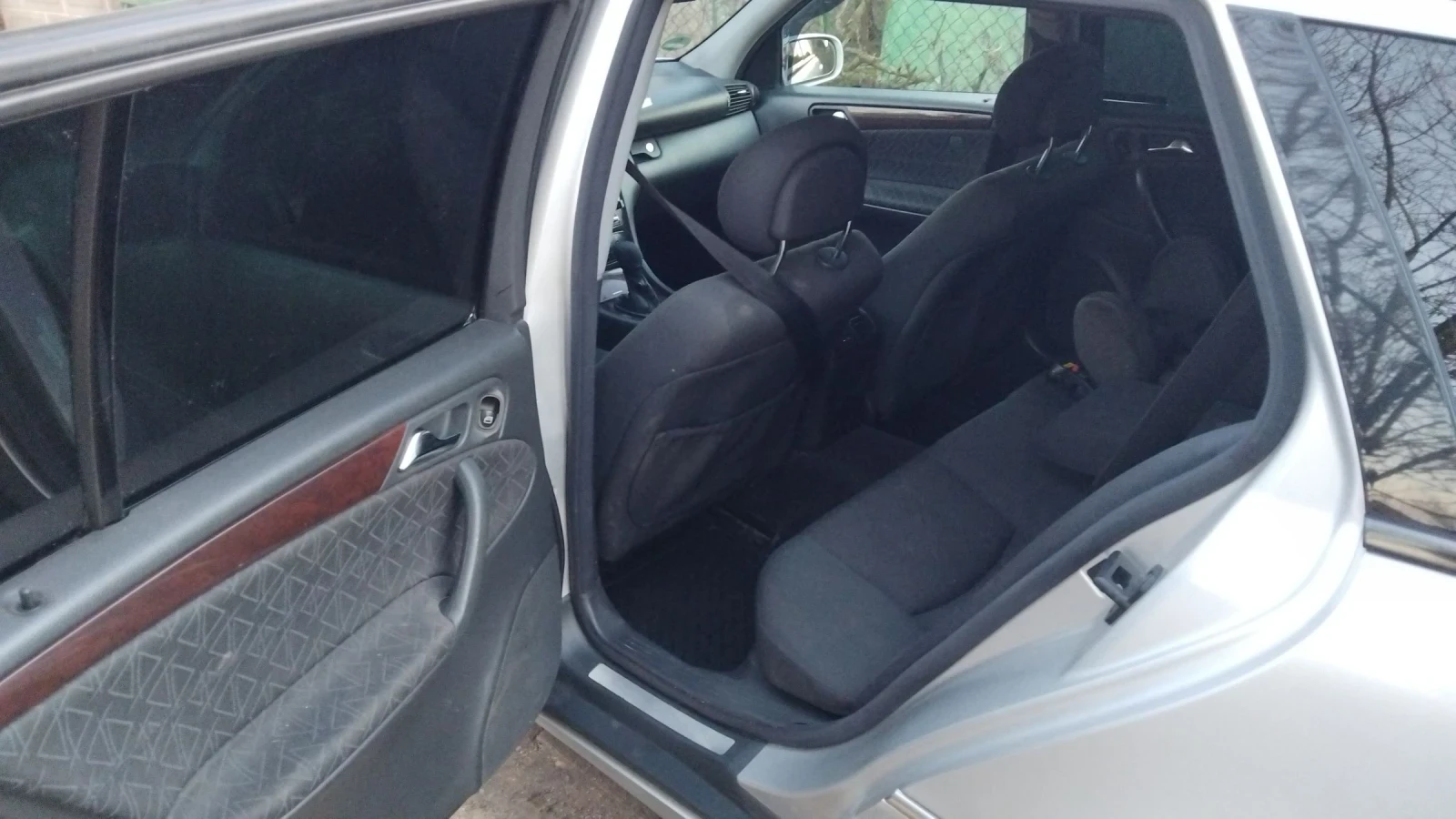 Mercedes-Benz C 220 OM646  | Mobile.bg   5