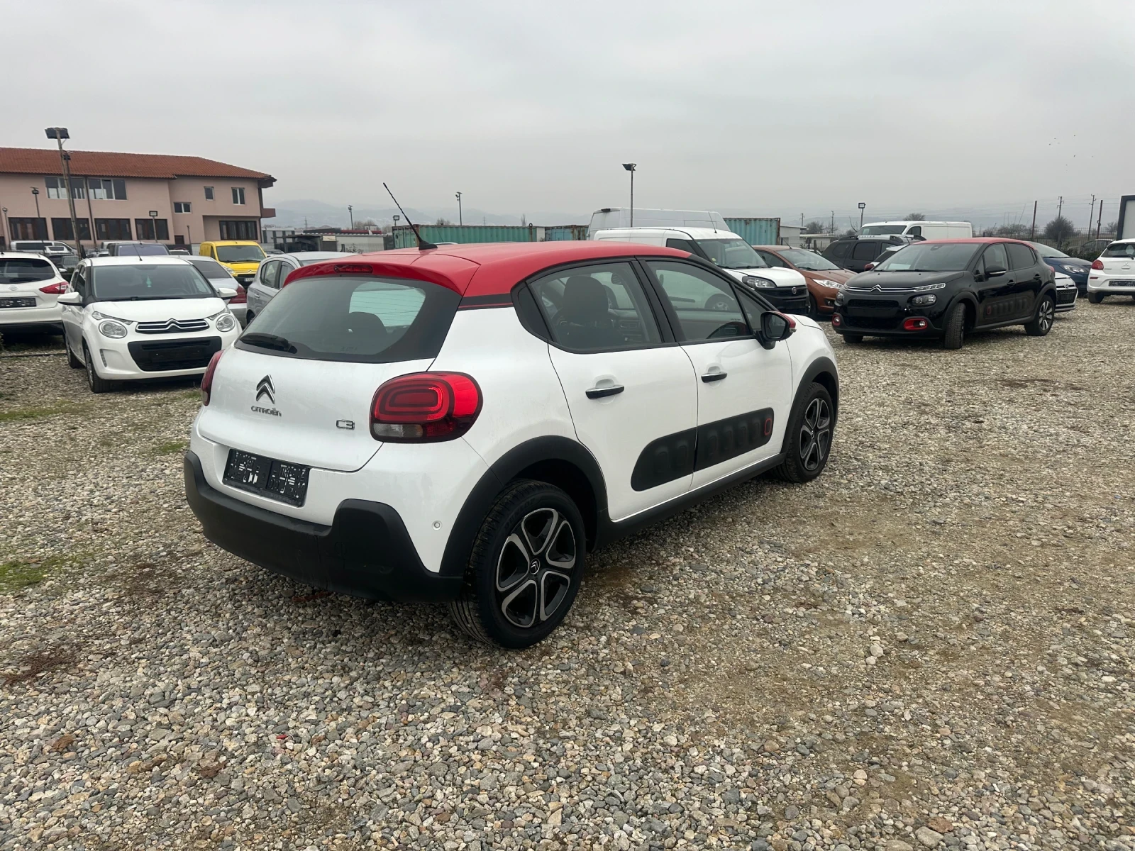 Citroen C3 Shine/AUTOMATIC  - изображение 4