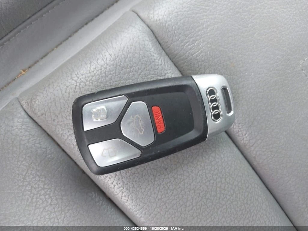 Audi A5 * 2.0T PREMIUM * CARFAX * ��� ������������ ������ | Mobile.bg � ����������� 11