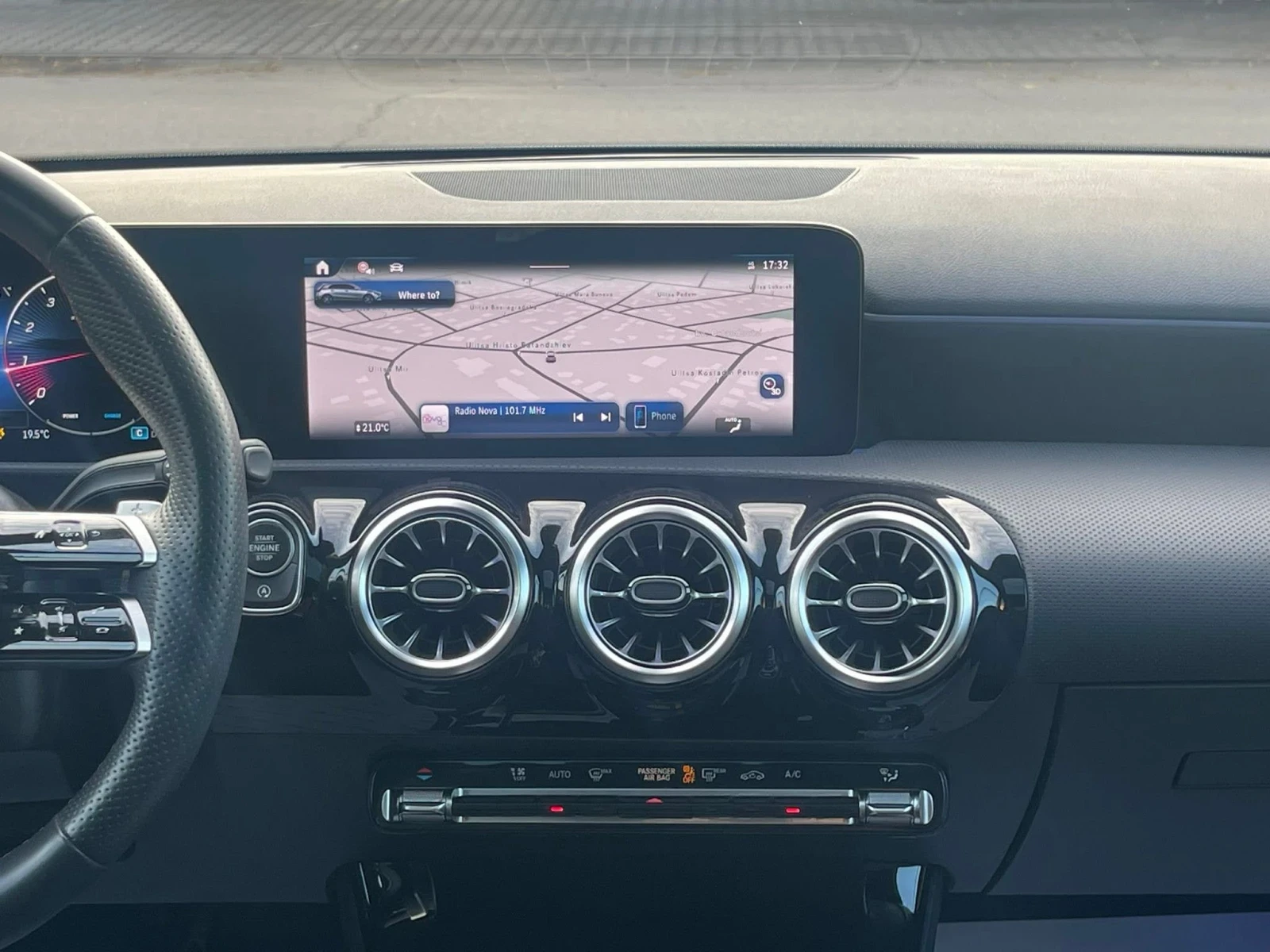 Mercedes-Benz A 180 AMG* ��������* PANO* NIGHT* KEYLESS* AMBIENT | Mobile.bg � ����������� 16