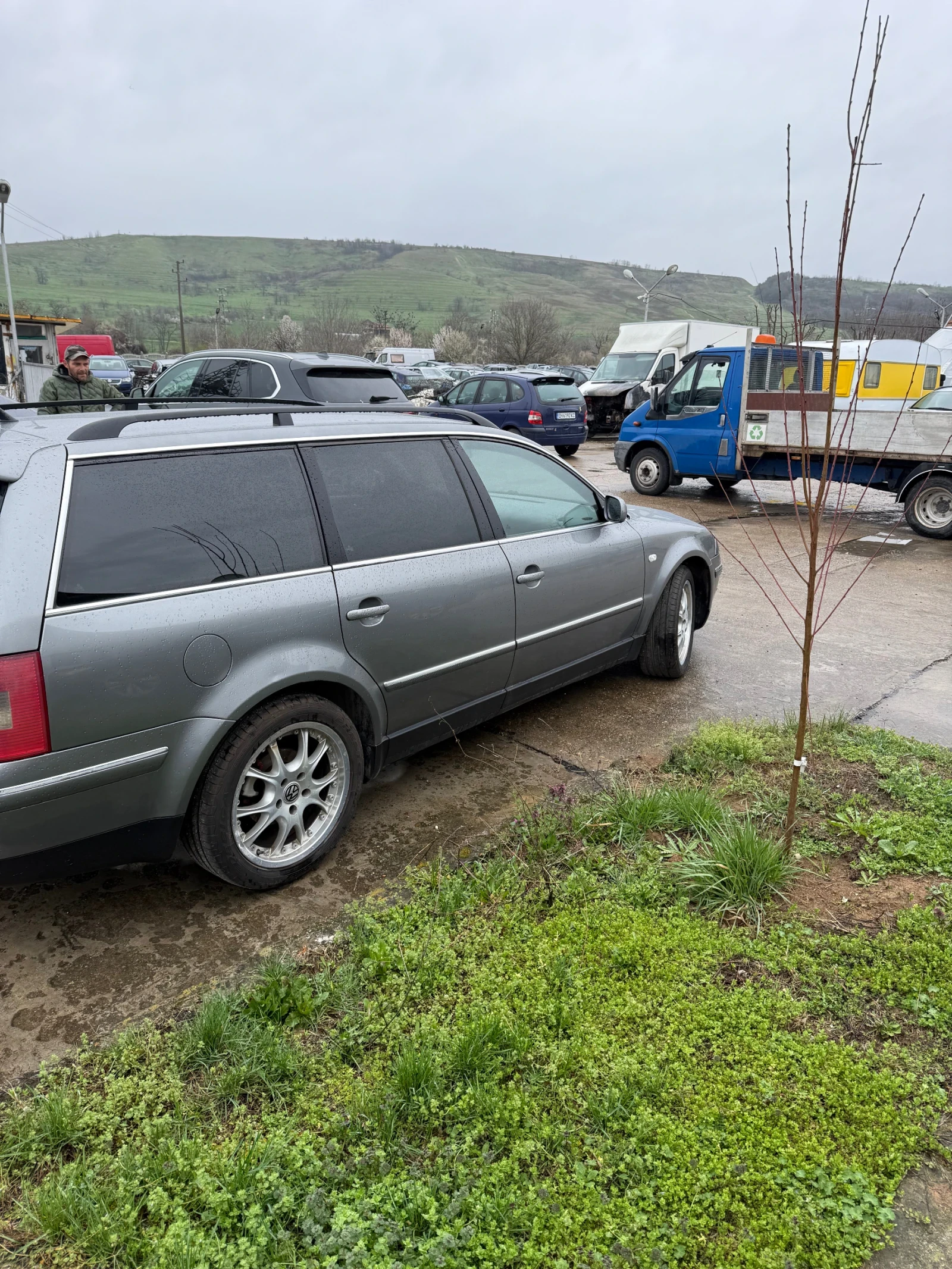 VW Passat Passat 5 2.5, снимка 3 - Автомобили и джипове - 54034096