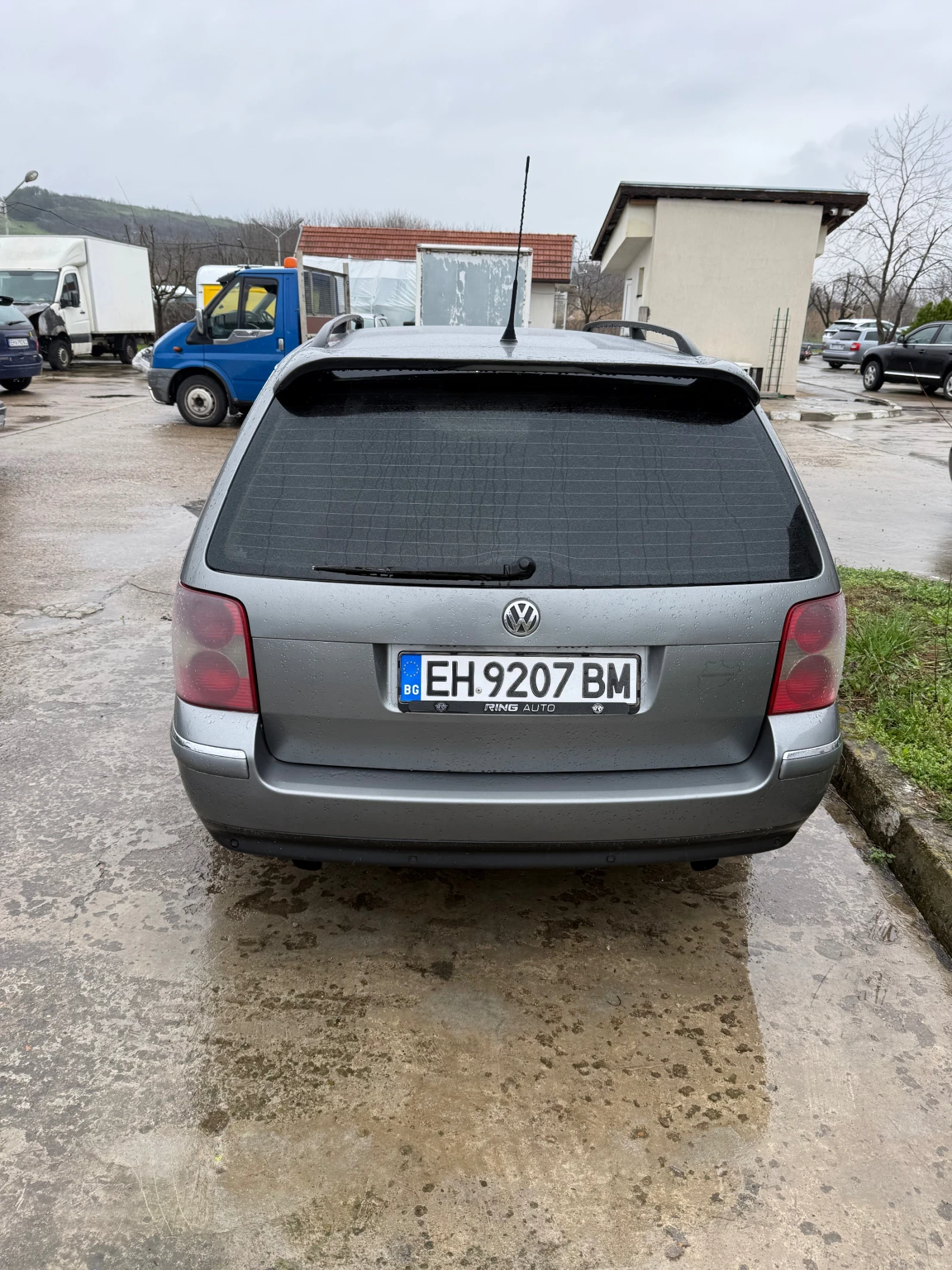 VW Passat Passat 5 2.5, снимка 4 - Автомобили и джипове - 54034096