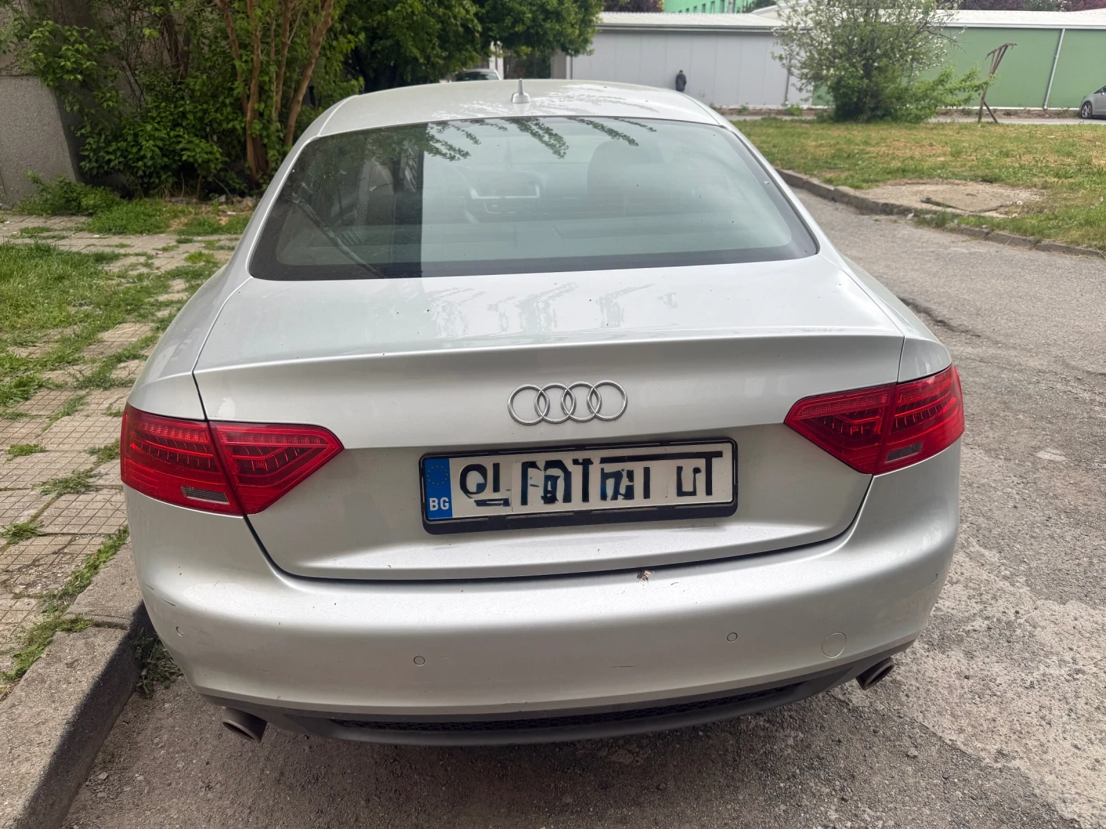 Audi A5 Колата е 2009 модифицирана с фейслифт 2015 година!, снимка 2 - Автомобили и джипове - 54359952