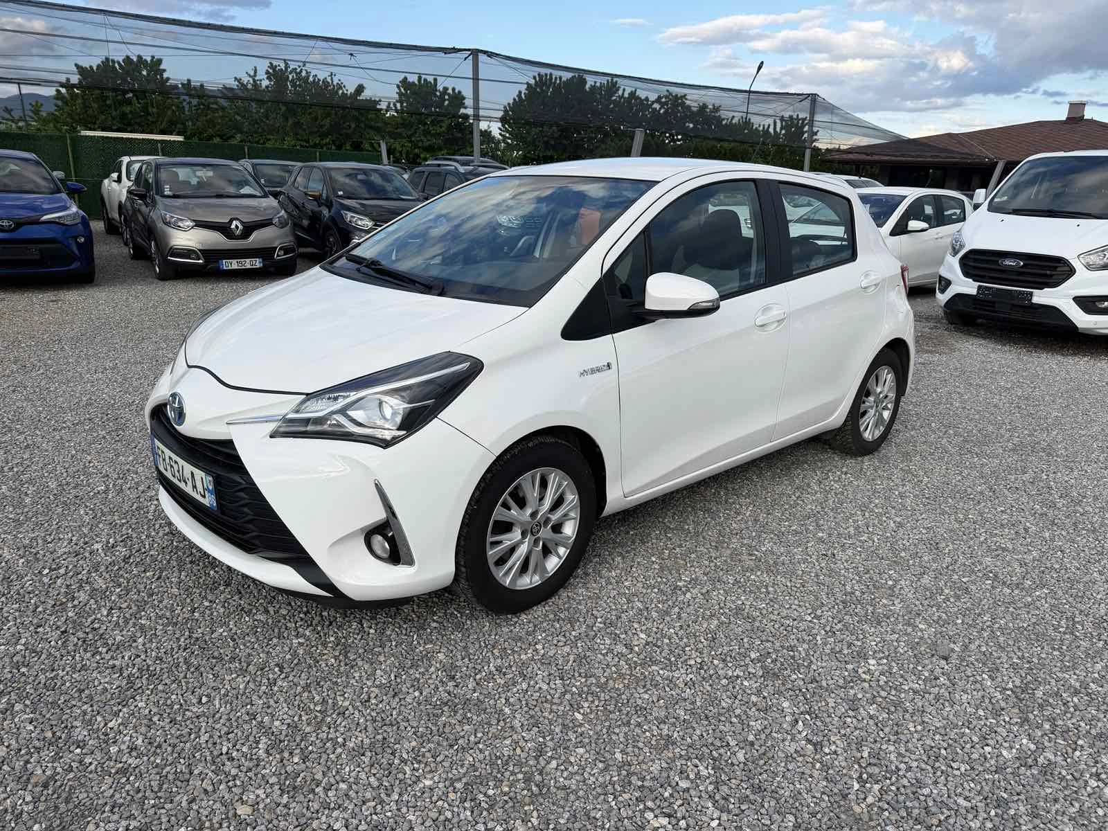 Toyota Yaris 1.5, Euro 6, Нов внос, снимка 2 - Автомобили и джипове - 54603038