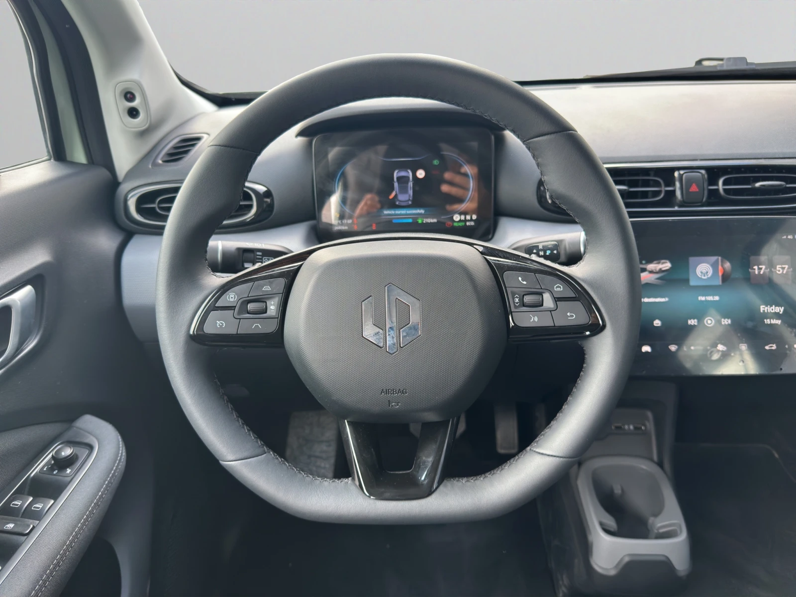 Leapmotor T03 BEV 70 KW 37.3 kWh | Mobile.bg � ����������� 11