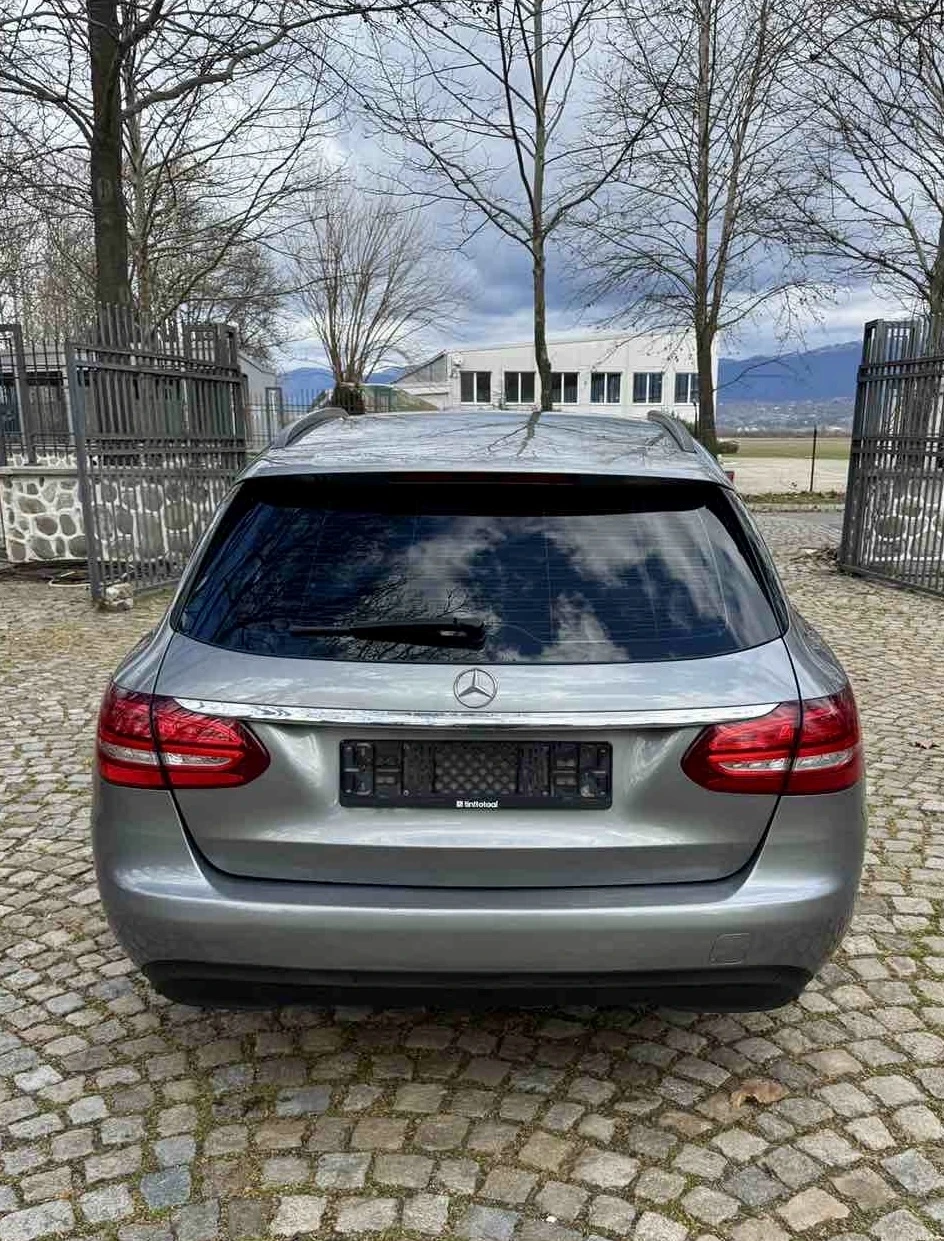 Mercedes-Benz C 220 Multibeam / Recaro / Подгрев, снимка 5 - Автомобили и джипове - 54974529
