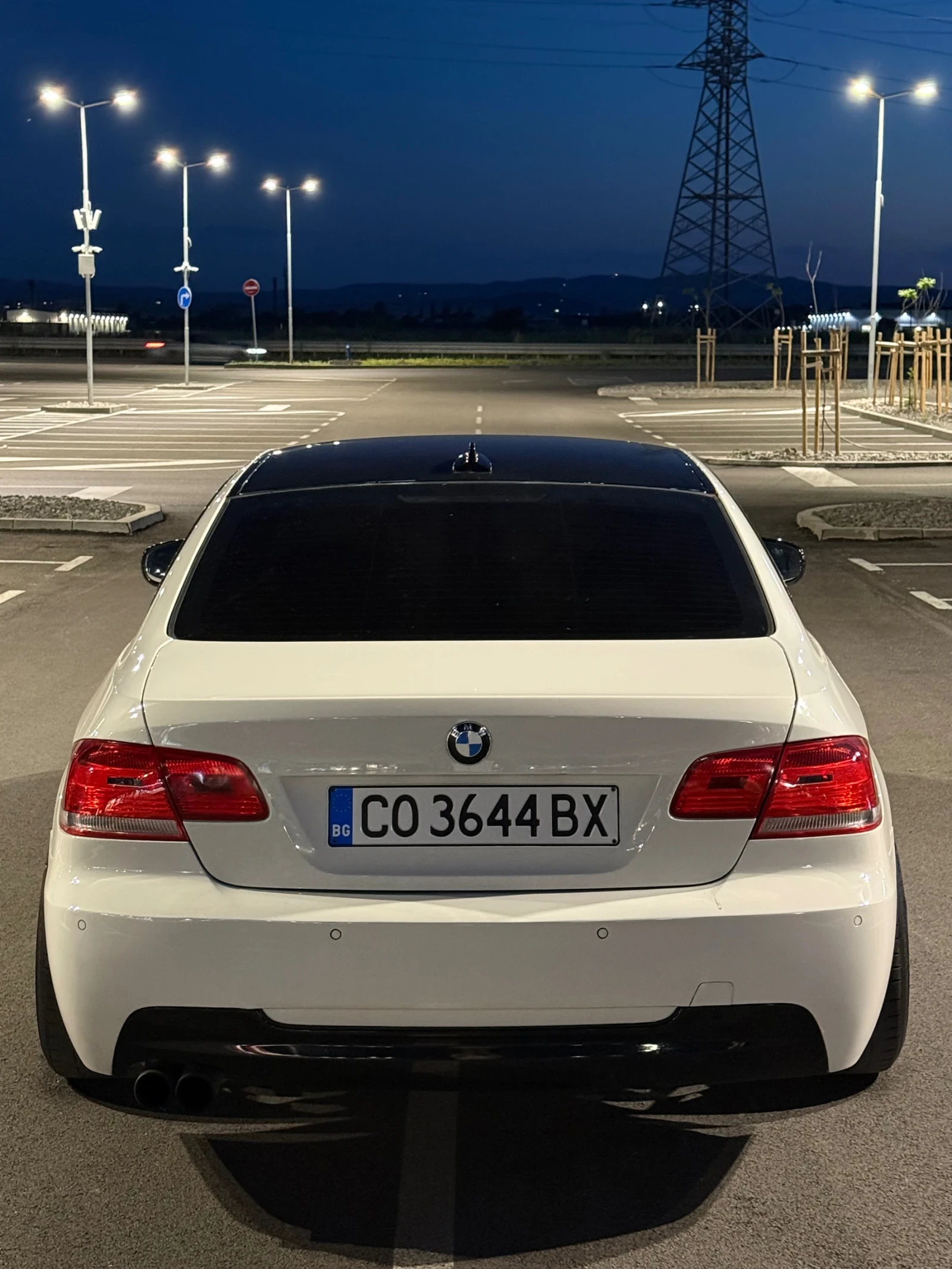 BMW 320, снимка 3 - Автомобили и джипове - 55009682