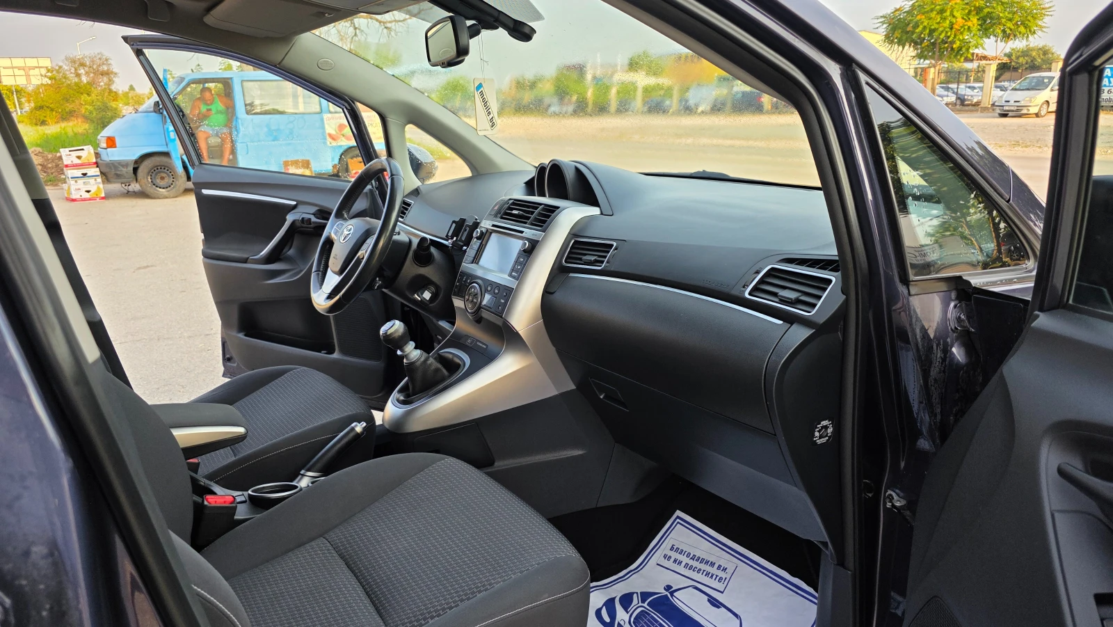 Toyota Verso 1.6d/109hp/7m, снимка 13 - Автомобили и джипове - 55579528