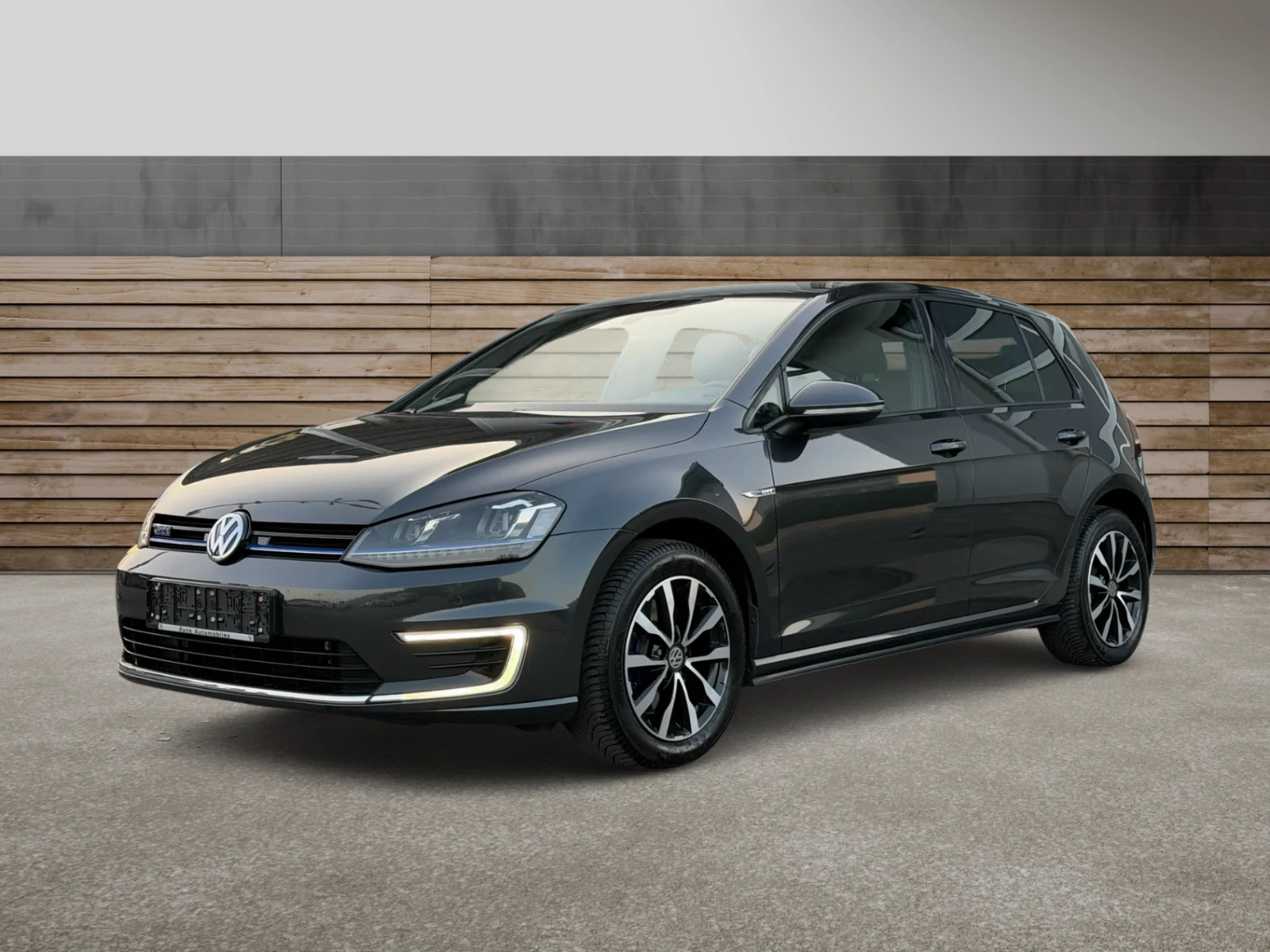 VW Golf GTE Plug-In Hybrid 135000km