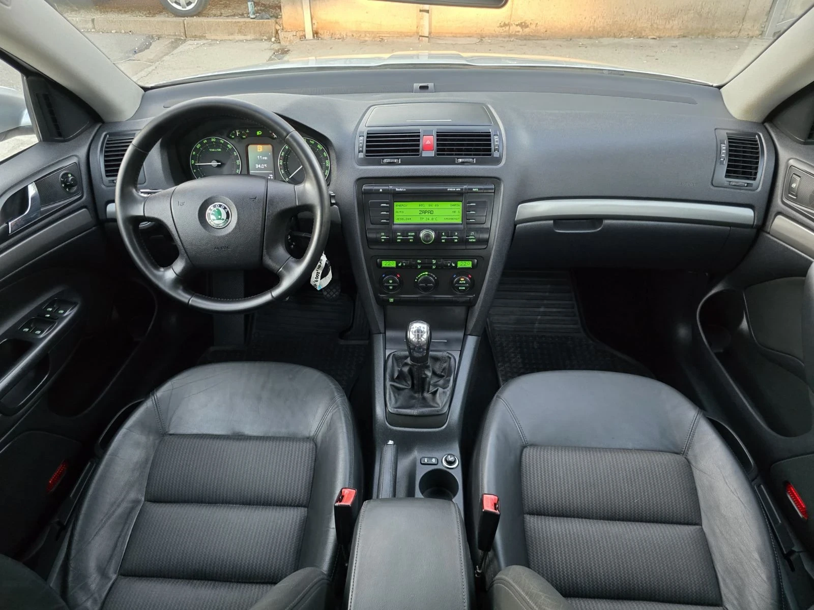 Skoda Octavia 1.9TDI кожа, снимка 9 - Автомобили и джипове - 55647356